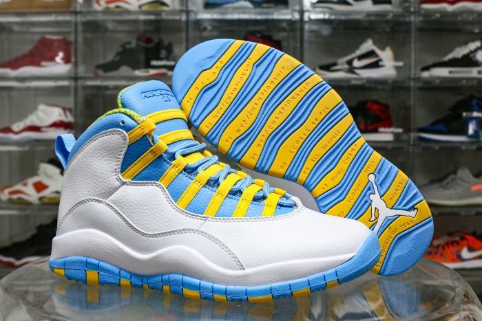 Air Jordan 10 Retro OG North Carolina Blue 2025