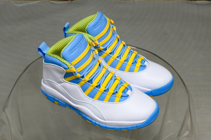 Air Jordan 10 Retro OG North Carolina Blue 2025