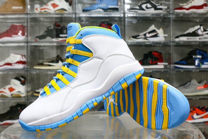 Air Jordan 10 Retro OG North Carolina Blue 2025