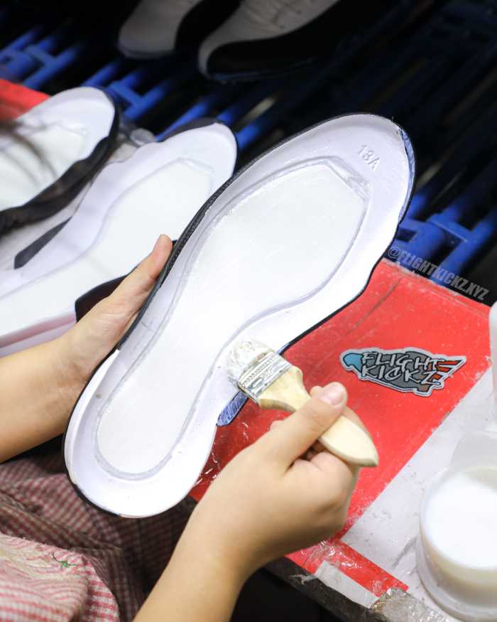 Air Jordan 12 Retro Taxi 2025 ( A1)