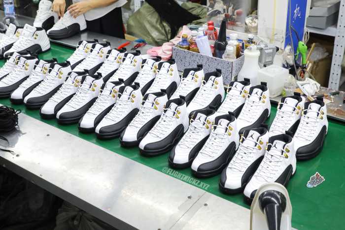 Air Jordan 12 Retro Taxi 2025 ( A1)