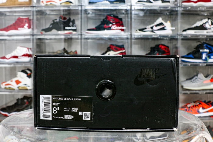 Supreme x Nike Air Force 1 Low Black / White PE（ A1）