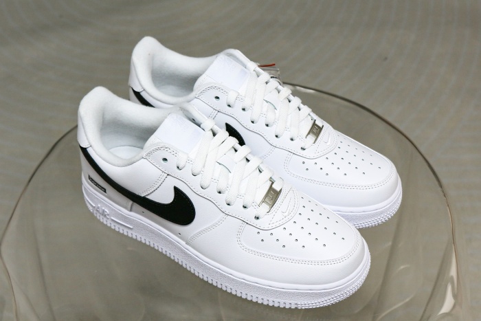 Nike Air Force 1 Low Supreme White Black（ A1）