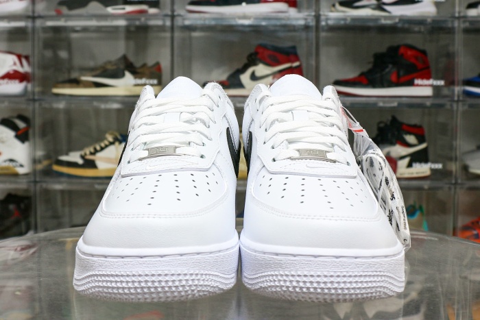 Nike Air Force 1 Low Supreme White Black（ A1）