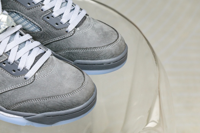 Air Jordan 5 Retro Wolf Grey 2026 (A1)