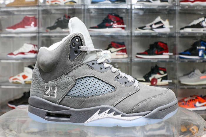 Air Jordan 5 Retro Wolf Grey 2026 (A1)