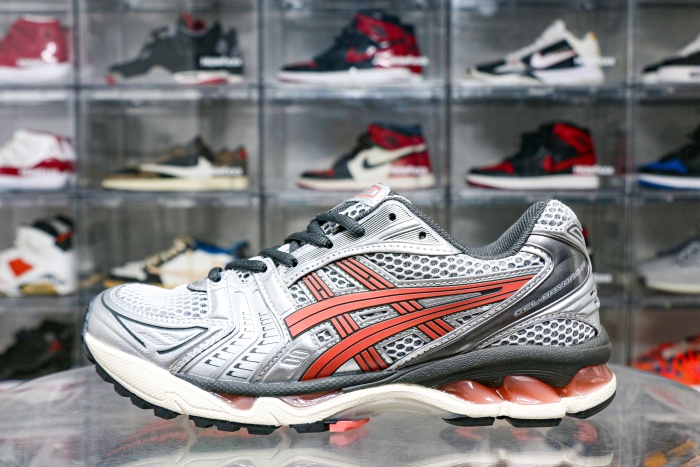 Gel-Kayano 14 Silver Papaya 2025