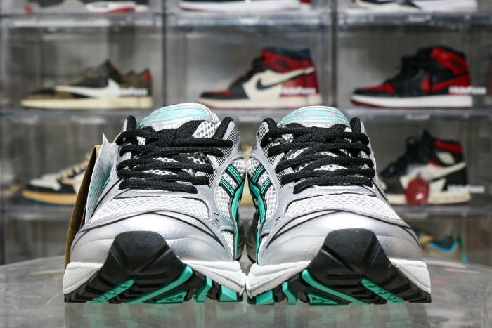 Gel-Kayano 14 Tiffany 2025