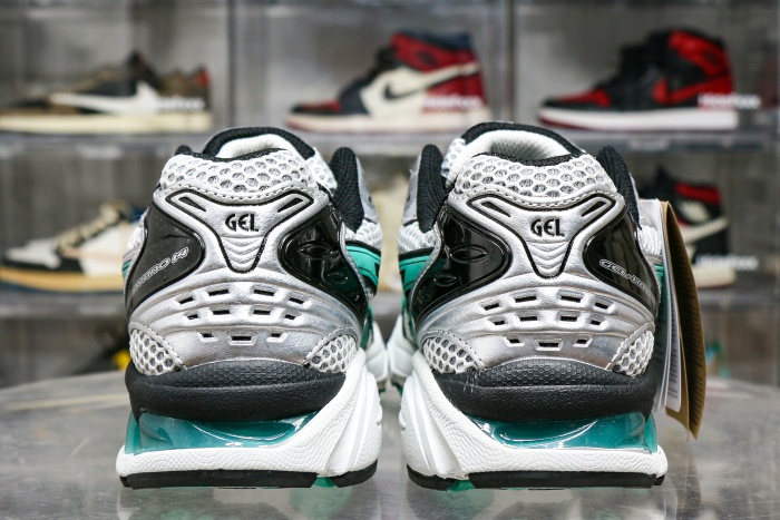 Gel-Kayano 14 Tiffany 2025