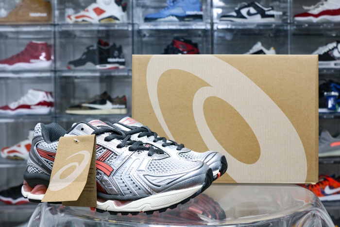 Gel-Kayano 14 Silver Papaya 2025