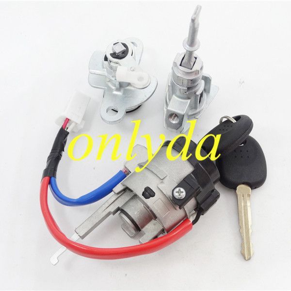 Hyundai elantra  full set lock (includes igntion lock,door lock and trunk lock)