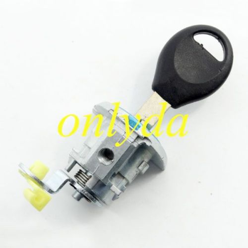 New TIIDA left door lock