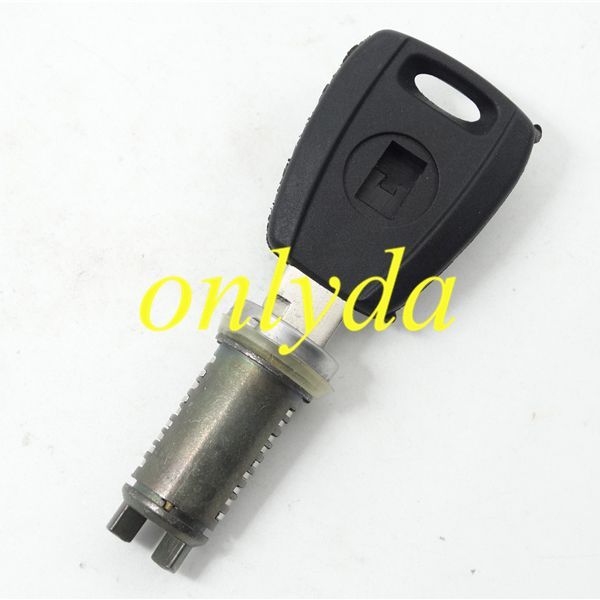 Fiat left  door lock