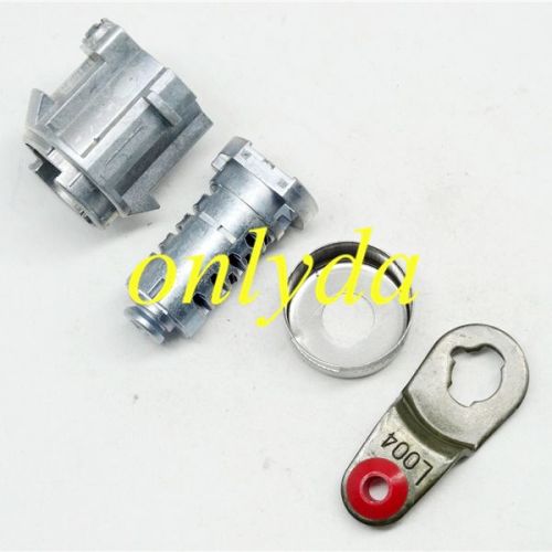 Cadillac CTS (2004-2007)  Left door lock