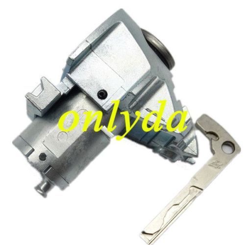 For Benz car door lock Benz S 221 ,GLML164 ,R 251,C 204,E 212,E 211 . Part number:164 163 0277