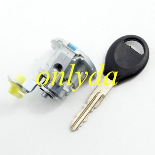 New TIIDA left door lock