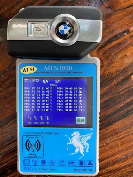 For Toyota V remote, it can copy all the toyota H chip remote key.after copy by MINI900 TOOL,the new key can star your car.same as the original key. can copy all the frequency.