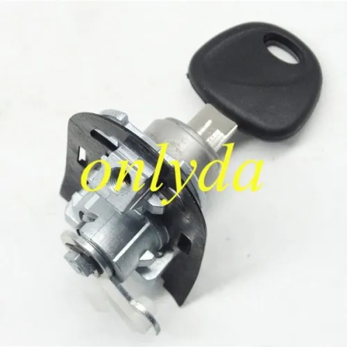 Kia sportage  left door lock