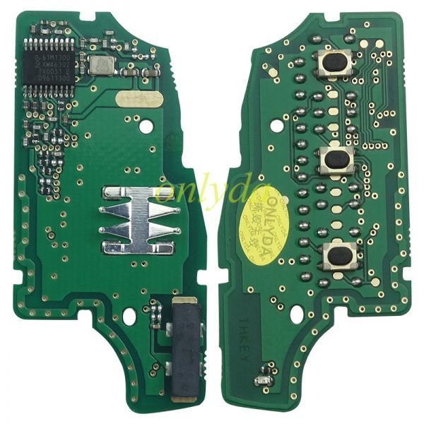 For Renault 3 Button flip remote   AES 4A PCF7961M chip-434MHZ FCCID:CWTWB1G767   for Renault Captur/Megane 3，please choose the blade