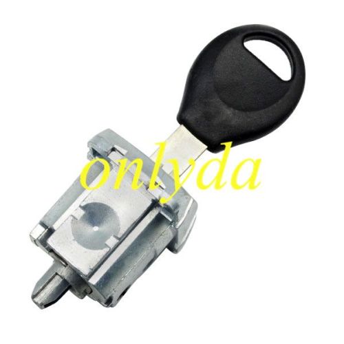 Nissan Qashqai  left door lock