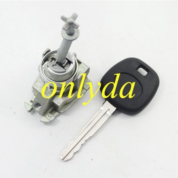 For TOYOTA before 2005 year CAMRY Right door lock (no logo)