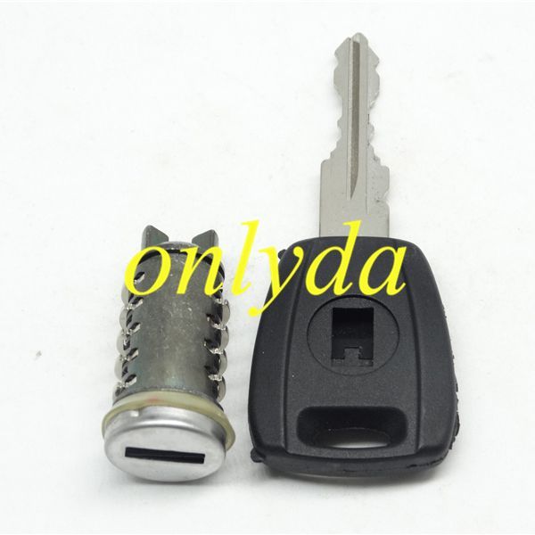Fiat left  door lock