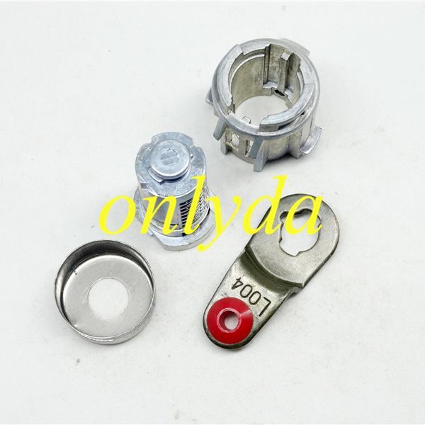 Cadillac CTS (2004-2007)  Left door lock