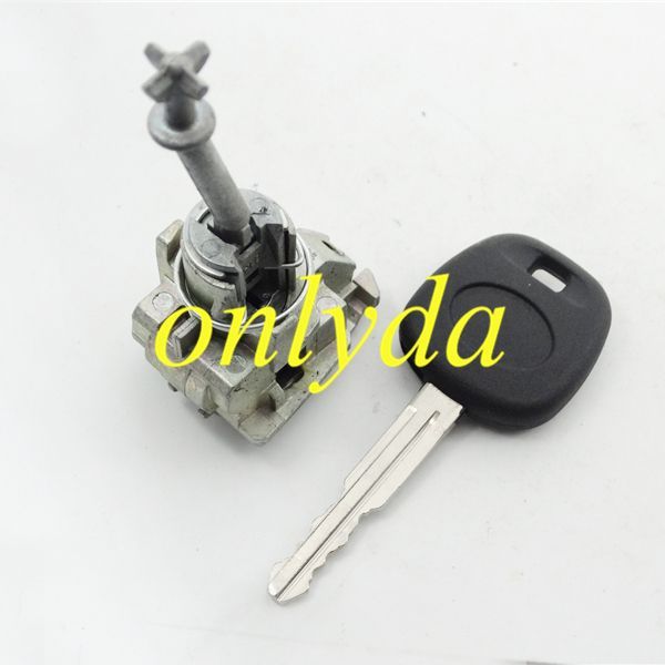 For TOYOTA before 2005 year CAMRY Left door lock (no logo)