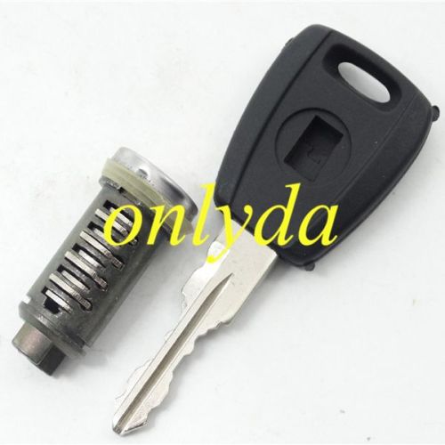 Fiat left  door lock