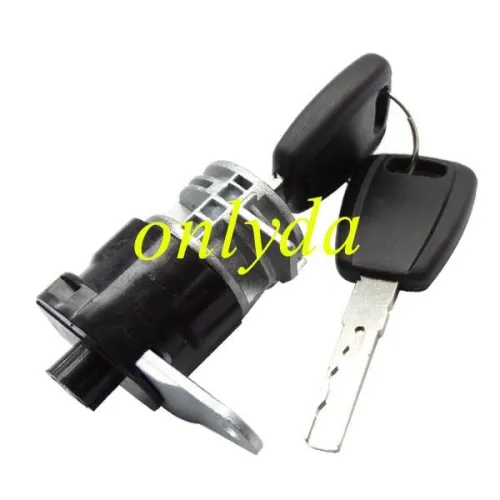 Fiat left door lock