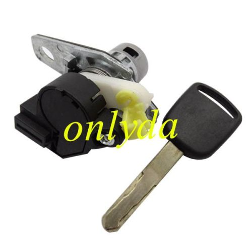 Honda CRV trunk lock