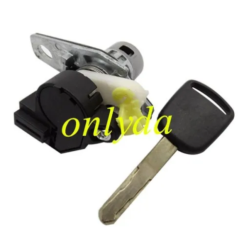 Honda CRV trunk lock