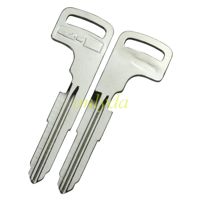 Mitsubishi 3+1 button Keyless smart remote key  433.92MHz FSK NCF2951X / HITAG 3 / 47 CHIP FCC ID: GHR-M004  Board No: GHR-M003