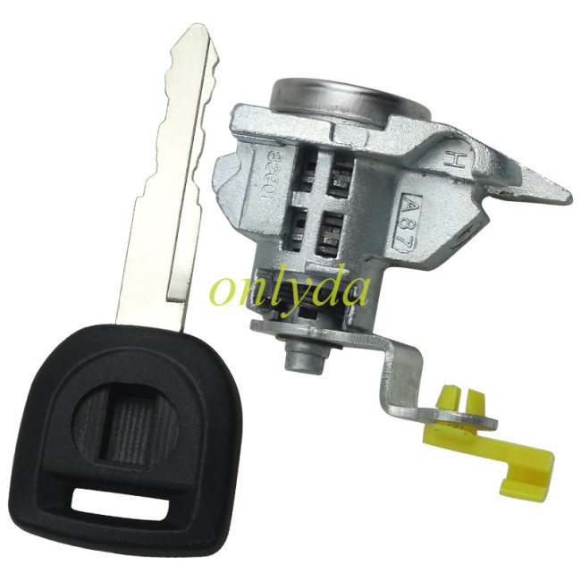 Suitable for Mazda6 RWD left door lock cylinder