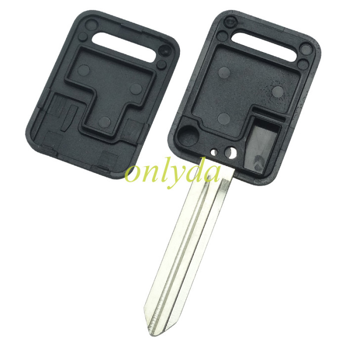 For Nissan transponder key the head is rectangle without badge place