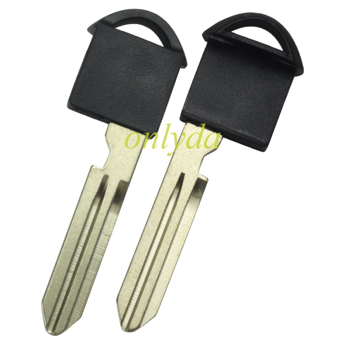 For Nissan  remote  key blank with GTR badge， pls choose button  model