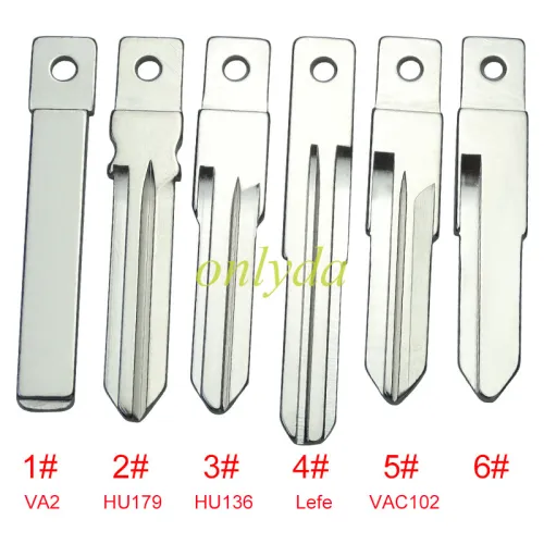 For Renault 3 button remote key blank with badge,please choose the blade