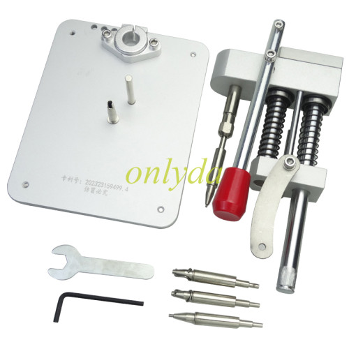 Removing and installing pin tools