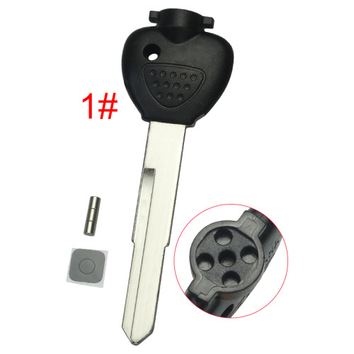 For Yamaha motorcycle transponder key blank with right blade with badge， pls choose color