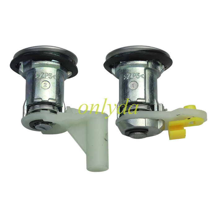 For  Renault car lock OE:806017067R
