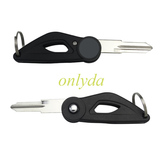 For Benelli Motrocycle key blank with badge ,Compatible with Benelli Huanglong 600/300/302, Jinpeng 502, 502C/752, and Qianjiang.