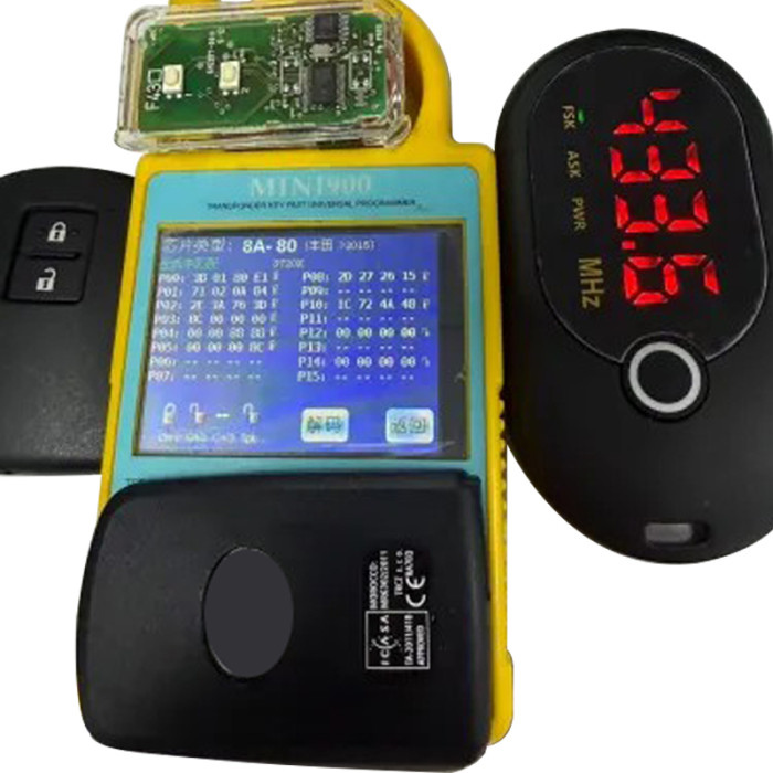 Genuine Toyota Yaris, Auris 2012+ Smart Key, 2Buttons  433MHz, BA7EQ 8A-80 H chip P4=88 PCB #:61E377-0011 FCC ID: BA7EQ TOKAI RIKA BA7EQ TOYOTA AURIS 2013-2018 TOYOTA YARIS 2012-2018 OEM Part Number: 89904-0D130