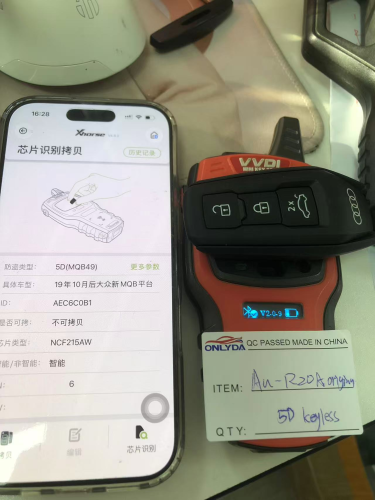 OEM New Audi 5D smart key with high-configuration 3BUTTON keyless remote  key with 5D MQB49chip PN:85H 959 754 F / 85H959754F  100% GENUINE NEW PARTS