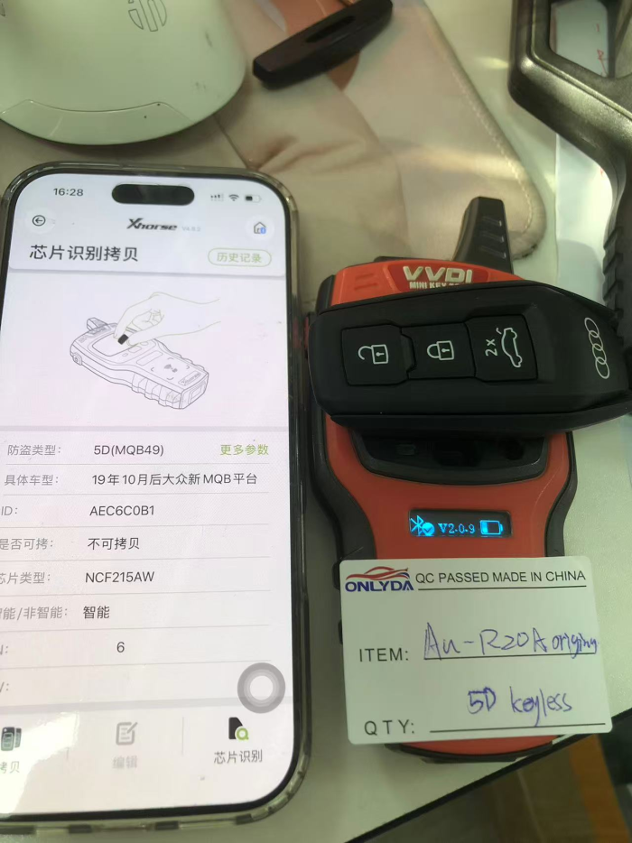 Original PCB + aftermarket key shell OEM New Audi 5D smart key with high-configuration 3BUTTON 433mhz keyless remote key with 5D MQB49chip   PN:85H 959 754 F  85H959754F