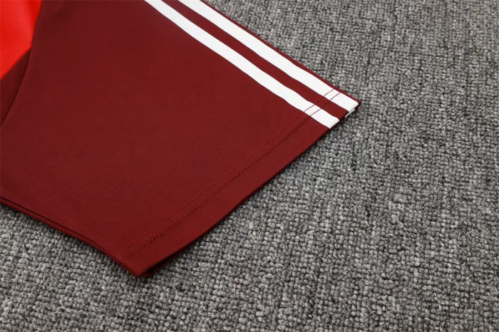 Internacional Training Short sleeve Suit 24/25