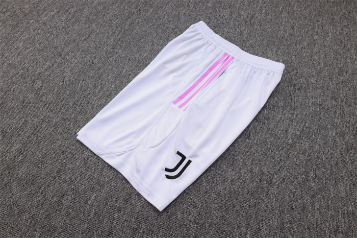 Juventus Training Jersey 23/24