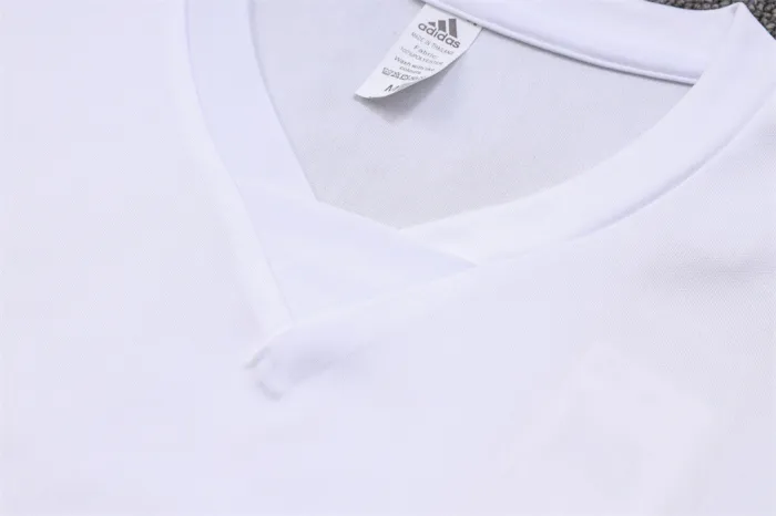 Real Madrid Training Jersey 23/24