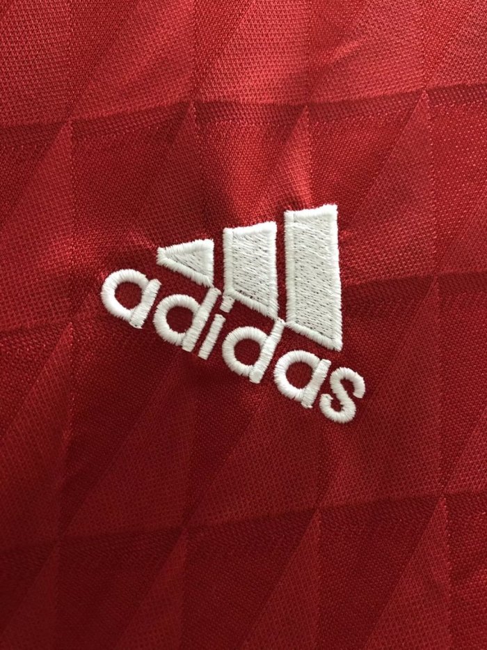 Liverpool Home Retro Jersey 2010/11