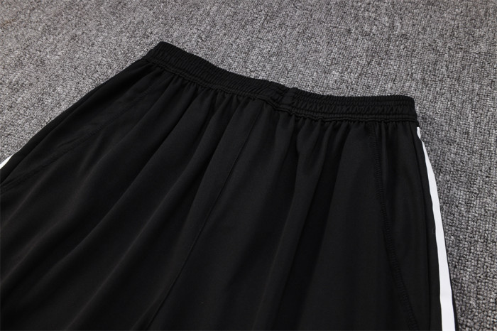 Juventus Training Jersey 23/24