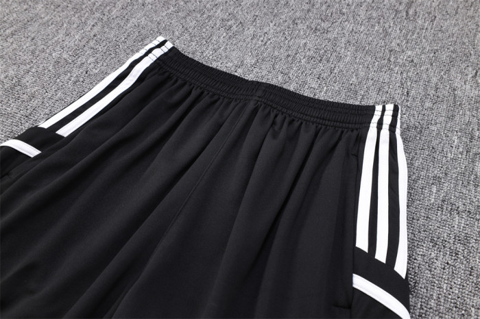 Juventus Training Jersey 23/24